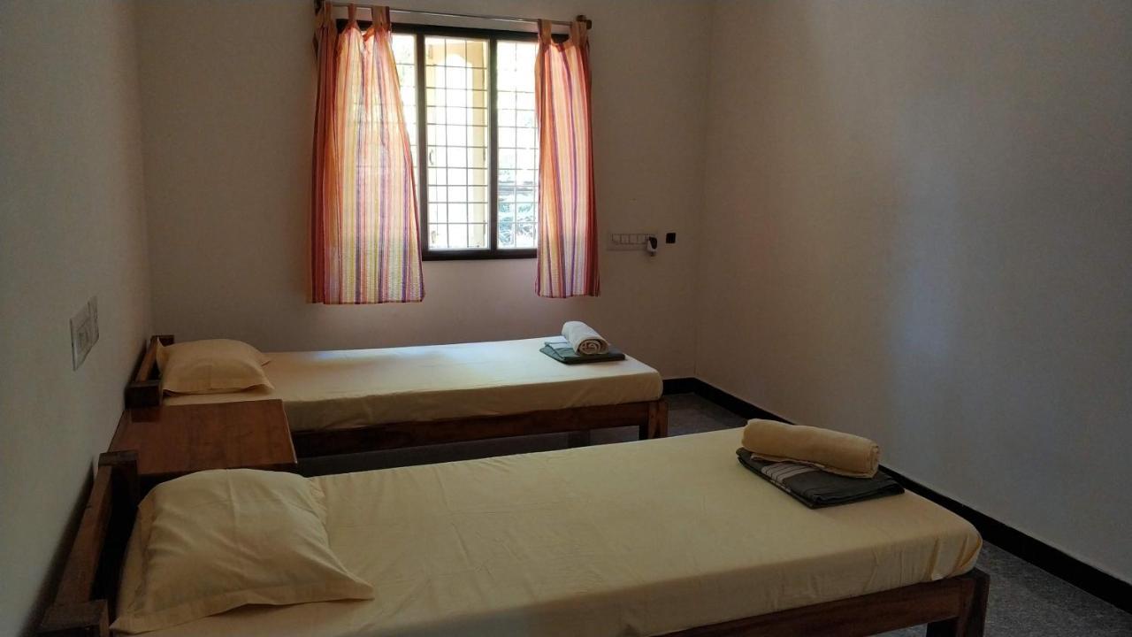 Lotus Garden Guest House Auroville Exterior photo